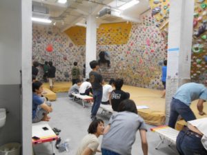 o1280096013821337309